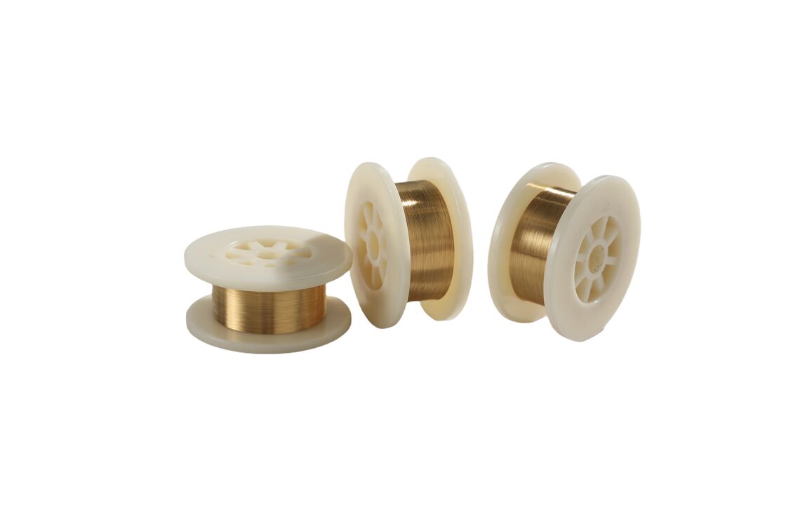 Kawat Tungsten Berlapis Emas Diameter Mikro 0,0035mm Untuk Suku Cadang Mikro Elektronik Vakum